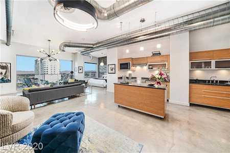 200 Hoover Ave #807 Las Vegas, NV 89101