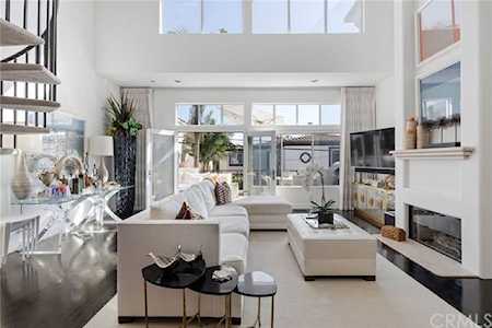 720 Manhattan Beach Boulevard Manhattan Beach, CA 90266