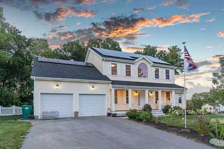 257 Roosevelt Drive Northbridge, MA 01534