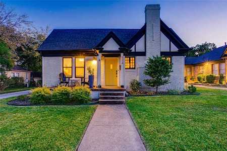 834 Salmon Drive Dallas, TX 75208