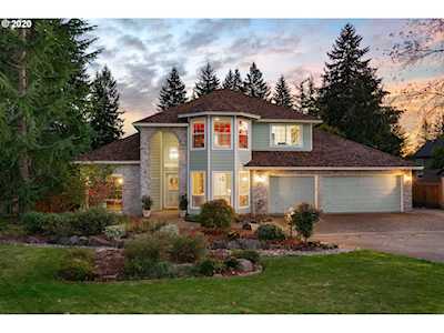 16732 SE Hagen Rd Happy Valley, OR 97086