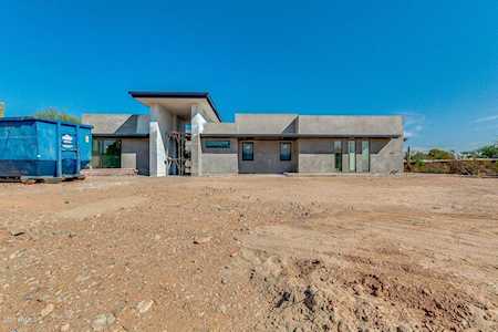 5811 N Palo Cristi Road Paradise Valley, AZ 85253