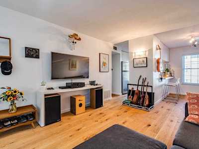 300 Crockett ST #208 Austin, TX 78704