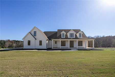 322 Lummus Road Cumming, GA 30040