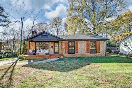 1526 Starbrook Dr Charlotte, NC 28210