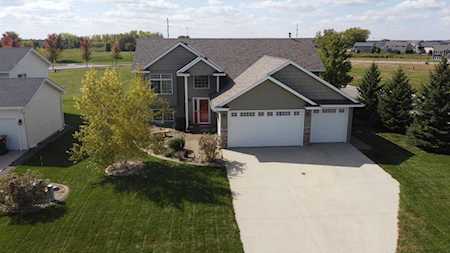 2249 Fairbanks Drive North Mankato, MN 56003