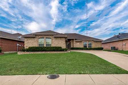 713 Tranquility Lane Cedar Hill, TX 75104