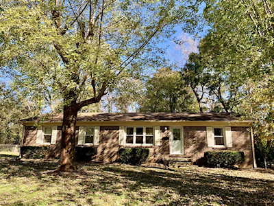 211 White St Mc Minnville, TN 37110