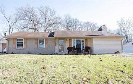 971 Key Hole Cove Greenwood, IN 46142