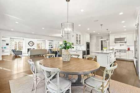 10 Philip Road Lexington, MA 02421