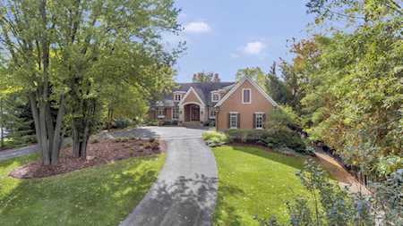 3028 SE Manhattan Ln East Grand Rapids, MI 49506