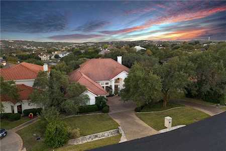 23 Camwood TRL The Hills, TX 78738