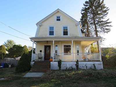 45 Euclid Ave East Providence, RI 02915