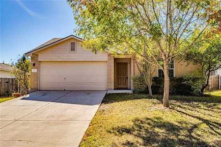 382 Dandelion LOOP Kyle, TX 78640