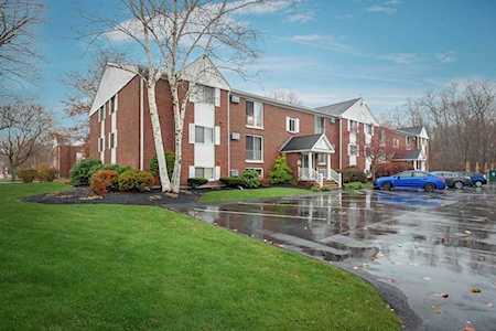 2 Birchwood Point #304 Amesbury, MA 01913