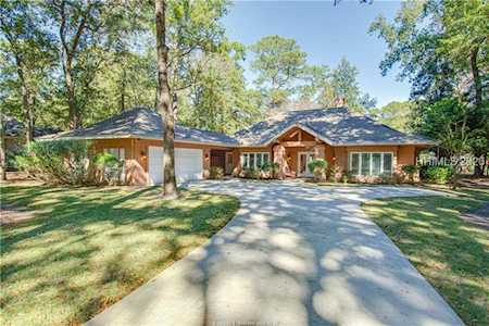 65 Toppin Dr Hilton Head Island, SC 29926