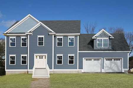 4 Sunnycrest Circle Beverly, MA 01915