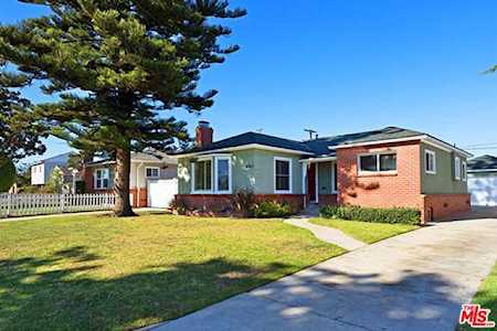 6967 W 85th Street Los Angeles, CA 90045