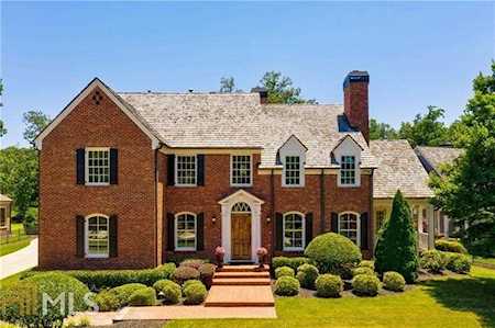 910 Tarpley Rd Kennesaw, GA 30152