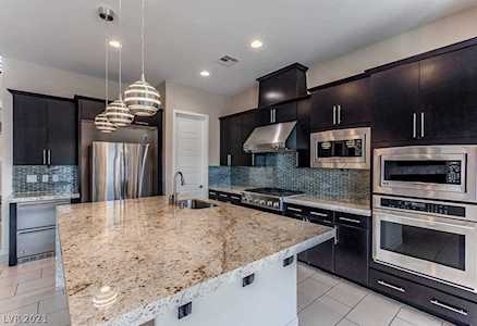 466 Rosina Vista St Las Vegas, NV 89138