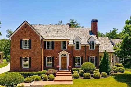 910 Tarpley Rd NW Kennesaw, GA 30152