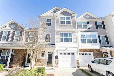 8887 Thornton Town Place Raleigh, NC 27616