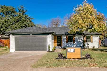2512 Saint Francis Avenue Dallas, TX 75228