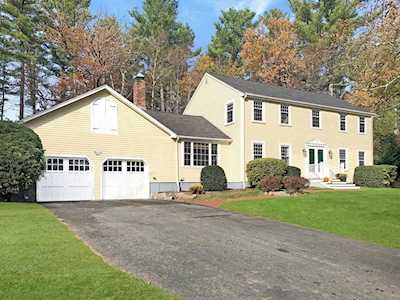 30 Stanhope Norfolk, MA 02056
