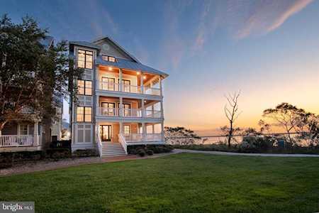 8 Beach Side Mews Ocean City, MD 21842