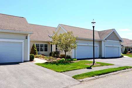 41 Cortland Grove Dr #41 Shrewsbury, MA 01545