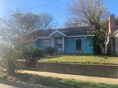 1615 Elsie Faye Heggins Street Dallas, TX 75215