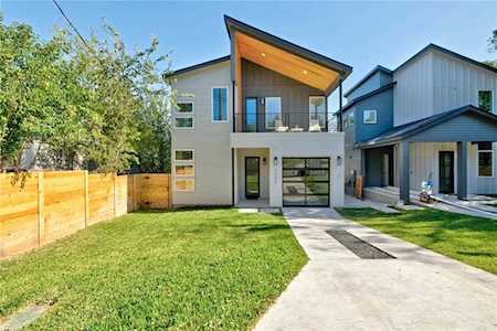 2605 S 2nd ST #1 Austin, TX 78704