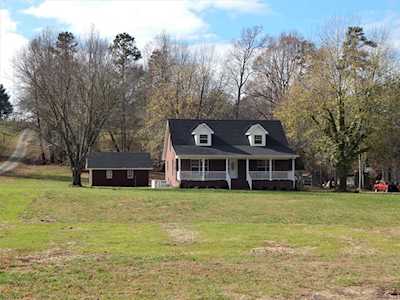 1680 Collinwood Hwy Collinwood, TN 38450