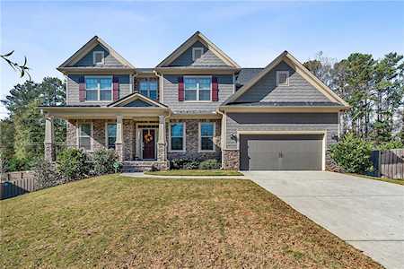 2142 Derbyshire Dr SW Marietta, GA 30064