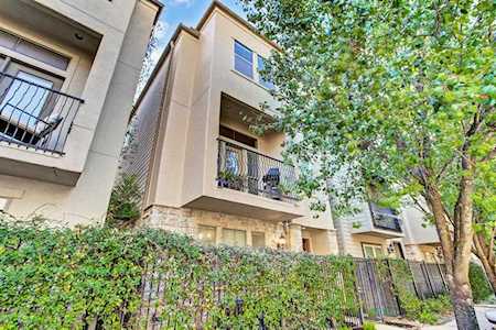 5819 Lacy St Houston, TX 77007