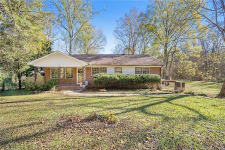 8418 Pine Circle Charlotte, NC 28215