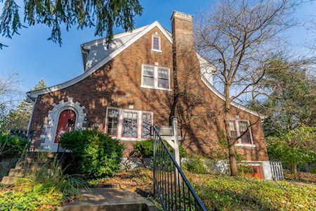 2440 Saratoga Dr Louisville, KY 40205