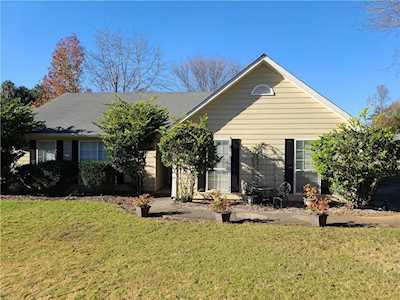 2270 Berkeley Creek Duluth, GA 30096