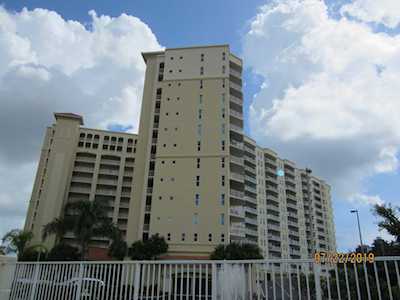 2801 Ridgewood Avenue #1405 South Daytona, FL 32119
