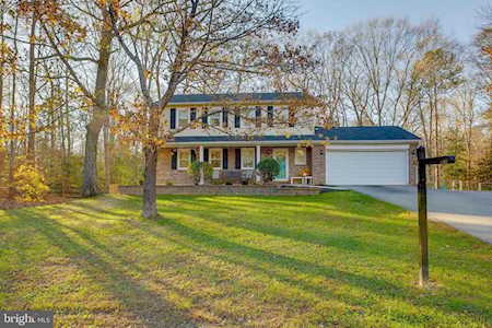 4045 Spring Valley Dr White Plains, MD 20695