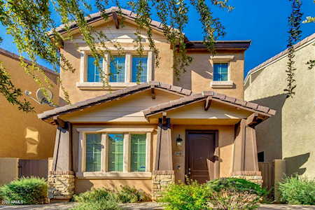 2040 E Heartwood Lane Phoenix, AZ 85022