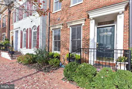 421 Oronoco St Alexandria, VA 22314