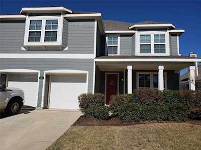 9201 Blackstone Drive Aubrey, TX 76227