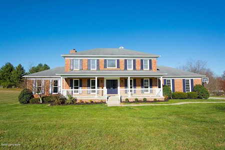 3303 Shallow Cove Ct Crestwood, KY 40014