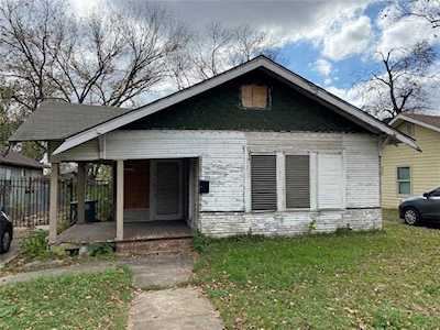 3026 Reynolds Avenue Dallas, TX 75223