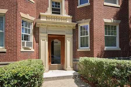 199 Pleasant St #3 Brookline, MA 02446