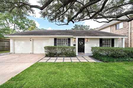 14102 Pinerock Ln Houston, TX 77079