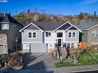 703 N V St Washougal, WA 98671