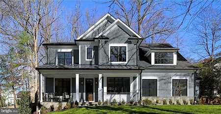 7219 Loch Lomond Dr Bethesda, MD 20817