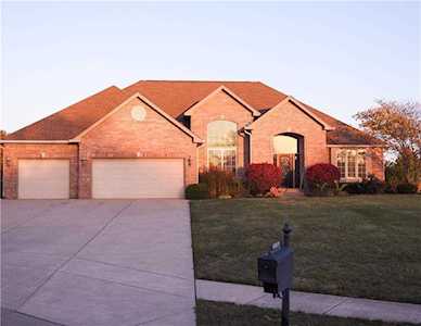 4971 Benthaven Ct Bargersville, IN 46106